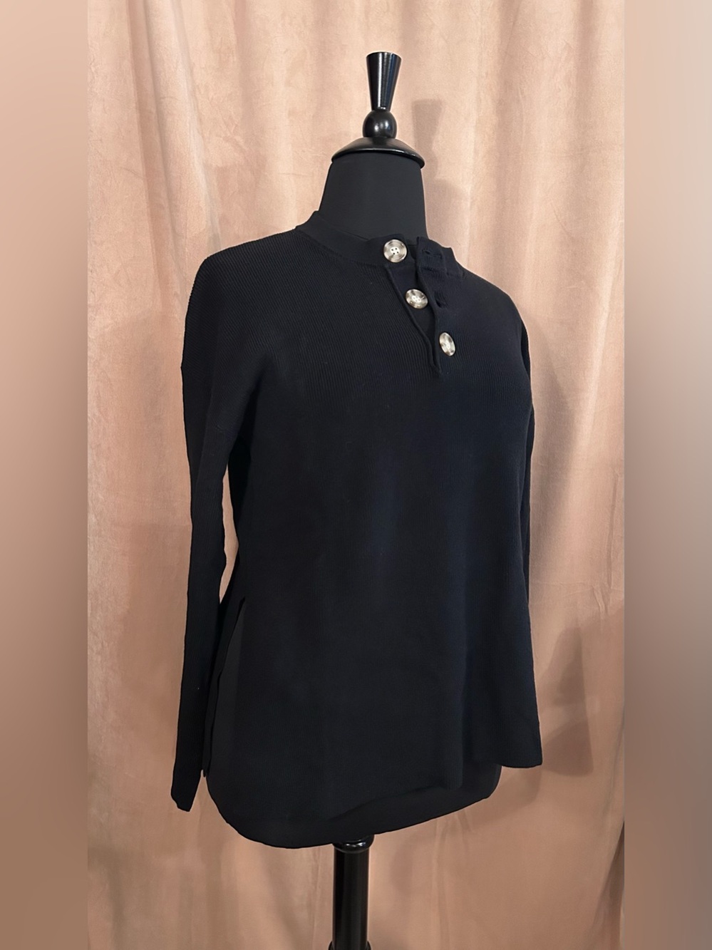 VICI COLLECTION RIBBED BELL SLEEVE SIDE SLIT SWEATER
